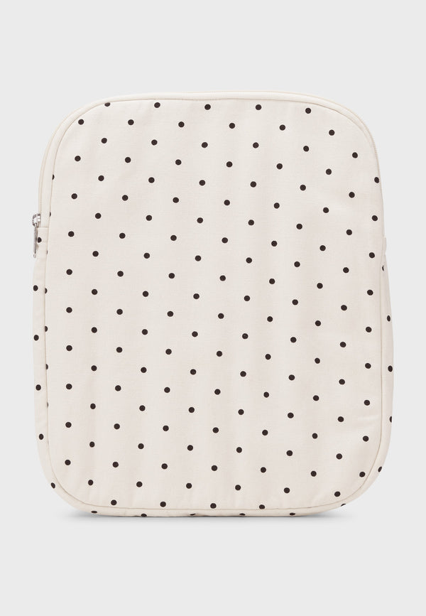 10568 Dottedcomputercover Ecrublackdots 1