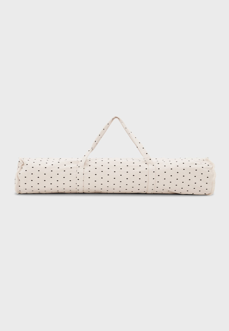 11285 Dottedyogamatbag Ecrublackdots 1