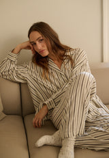 Quiet_moon_stripe_relaxsocks.2