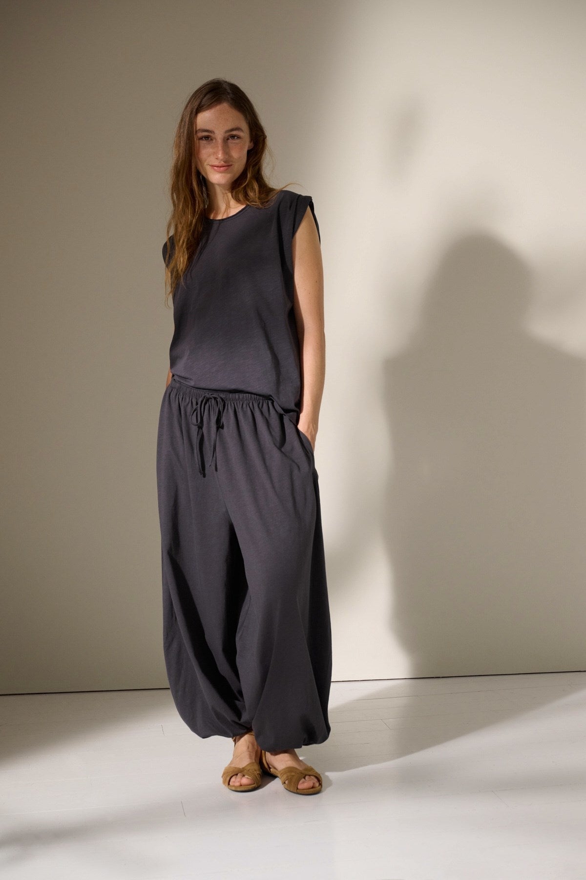 【ミキ】レリアン　ROCHAS タンクトップ ロゴレースカットソー【ROCHAS Premiere】|レリアン | レリアン公式