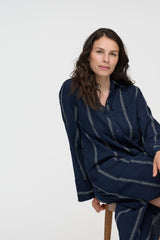 Daylight Stripe Dark Navy 103 LOW