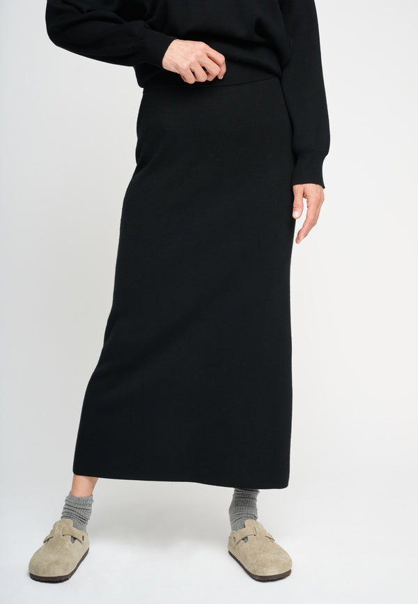 Dazzling Skirt1 Black 429 LOW