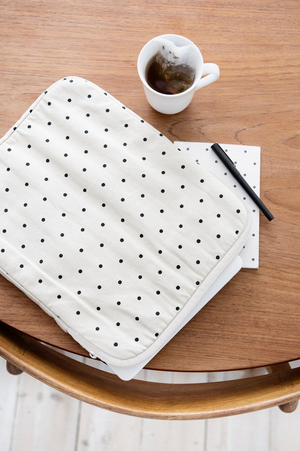 Dotted Computer Cover (2)