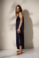 Eden Silky Dark Navy 1018 LOW