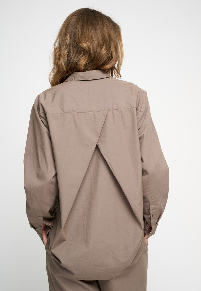 Gaia Shirt Dark Taupe 224 LOW