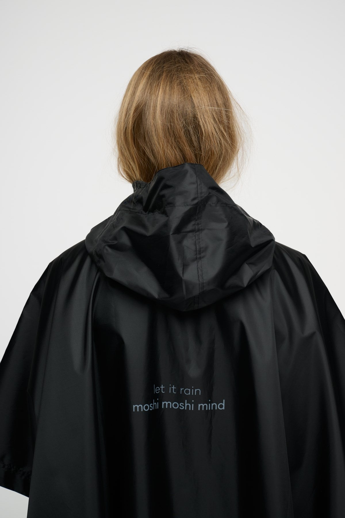 let it rain poncho ⏐ Shop rain jackets online ⏐ moshi moshi mind