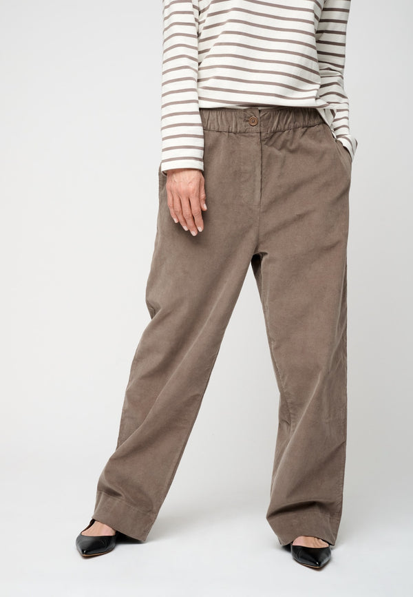 New Celeste Pants Dark Taupe 521 LOW