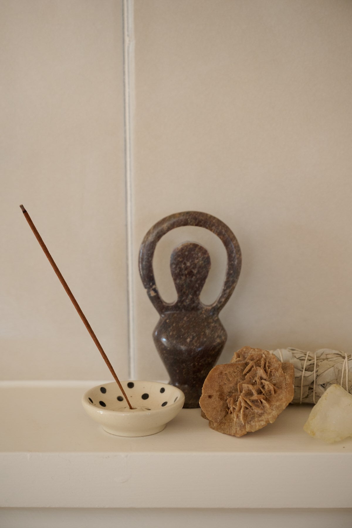 signature incense holder | Buy ceramic online | moshi moshi mind