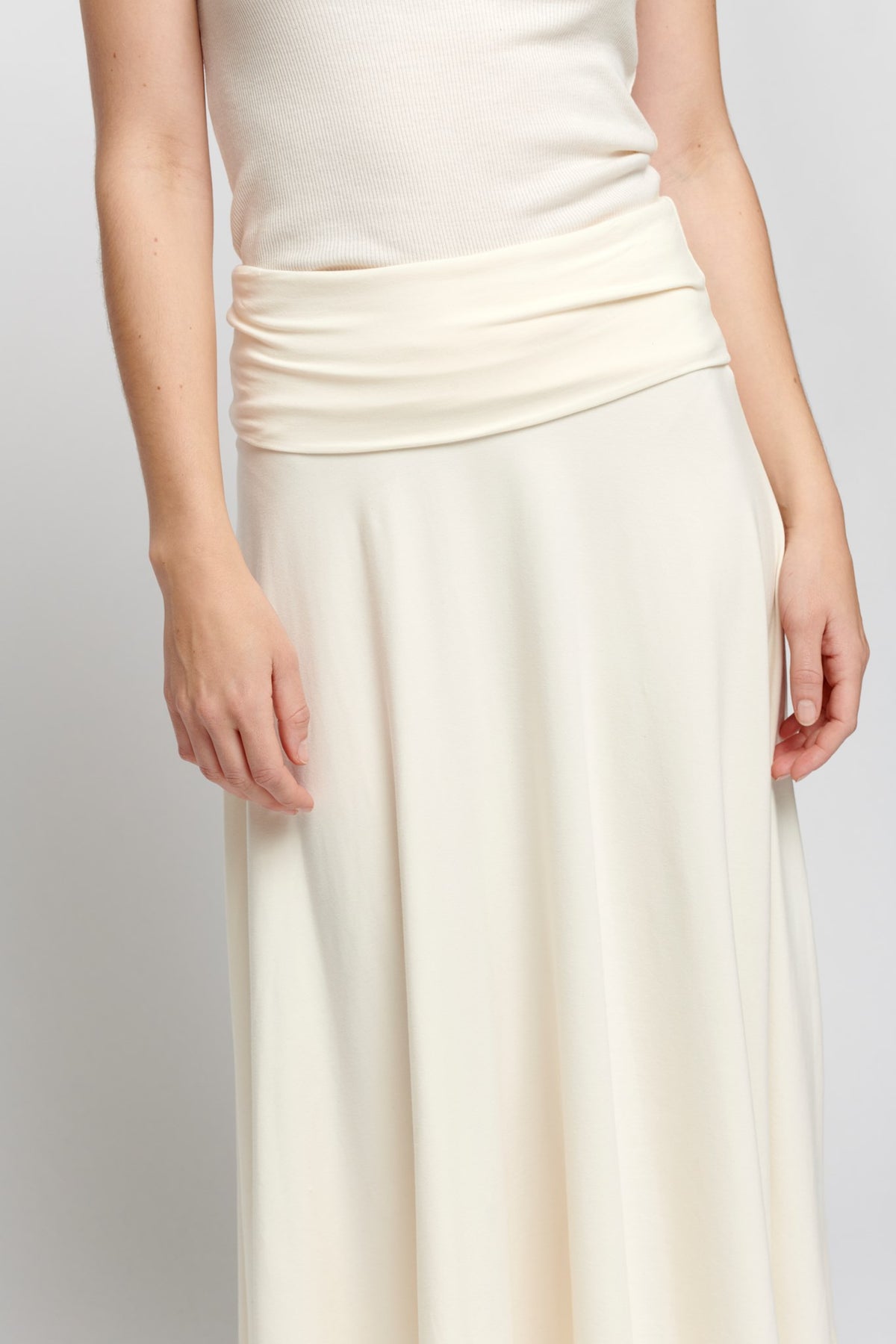 hitomi memory dot jacquard skirt hitomi memory dot jacquard skirt