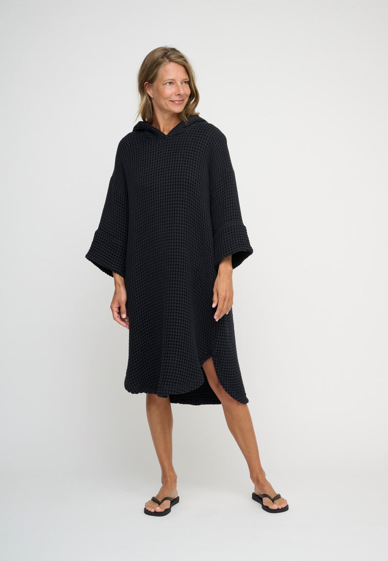 Cover Me Poncho Moonless 088 LOW