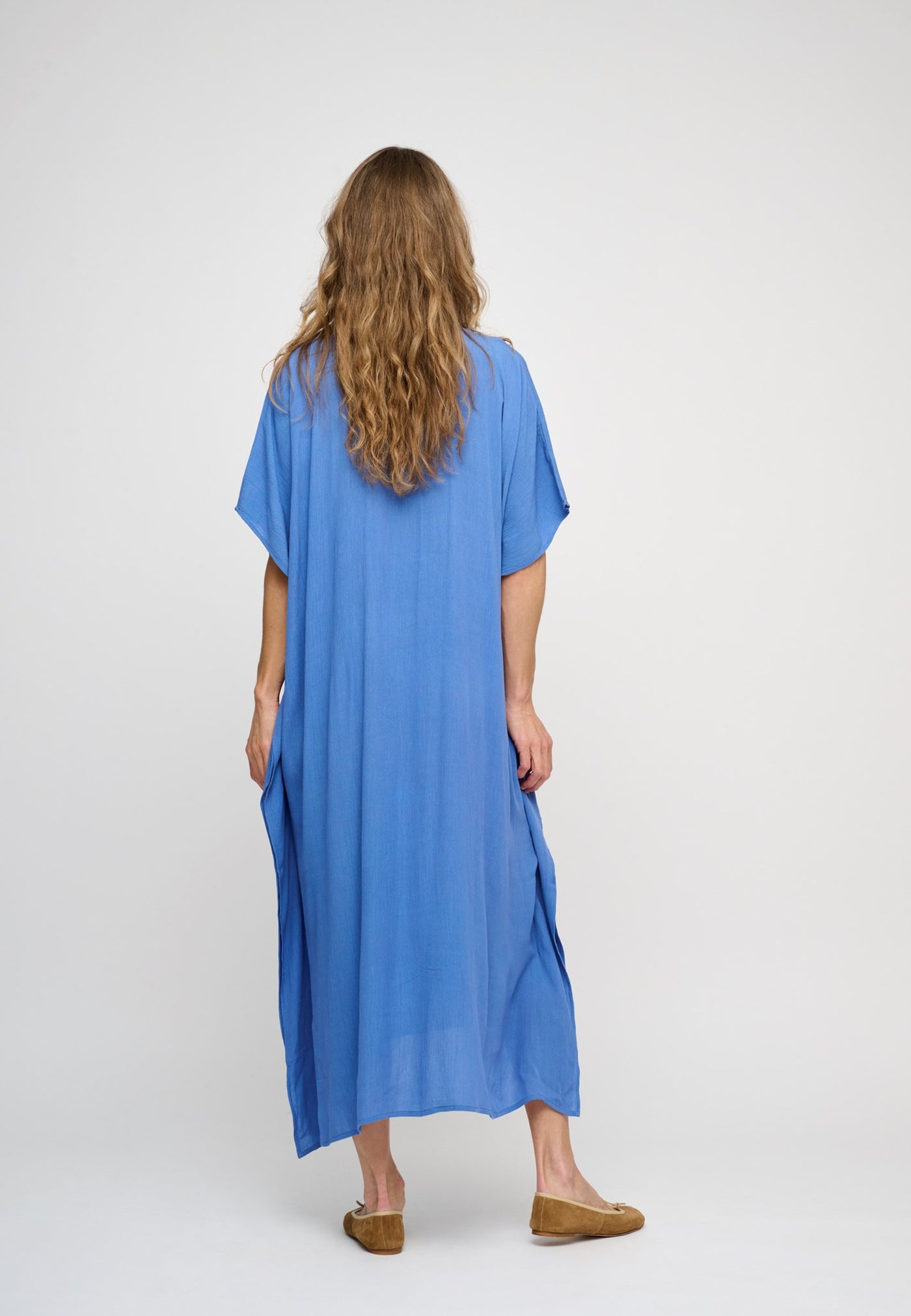 ワンピースその他   Light blue slip dress in crepe wave kaftan crepe | Buy comfortable dresses for women online