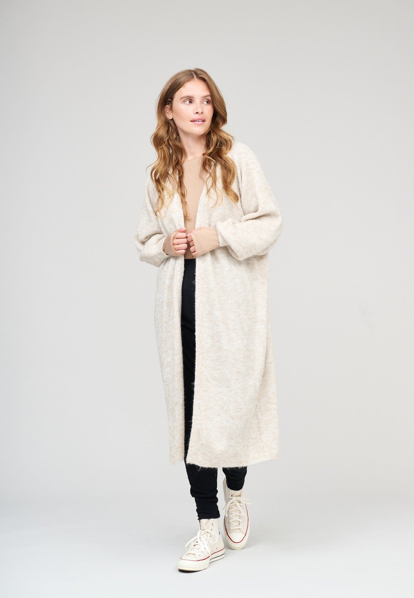 world_rib_cardigan_beige_292_1